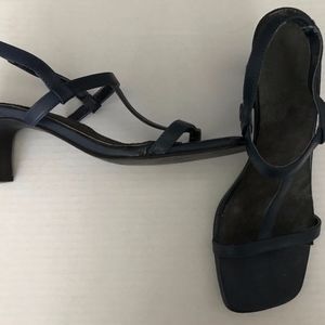 Navy T-strap heeled sandals